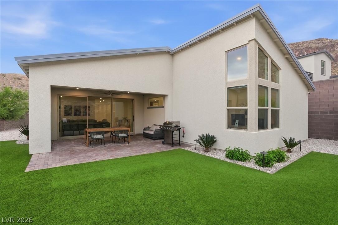 1917 Regal Bluff Drive