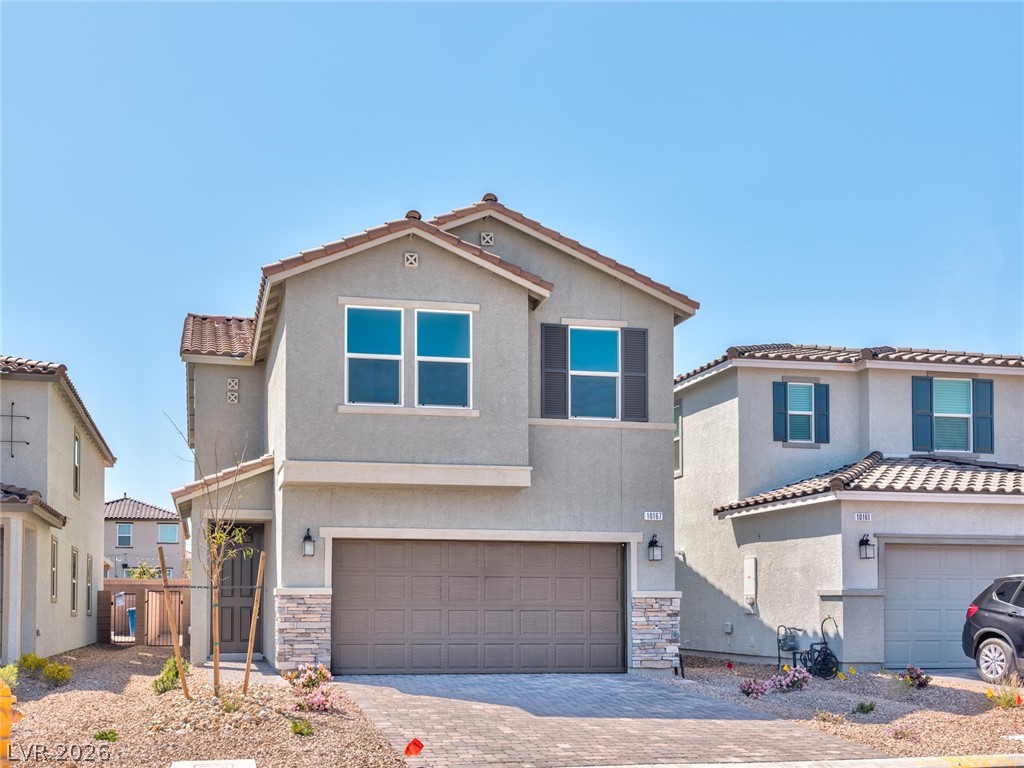 10167 Glowing Amber Street