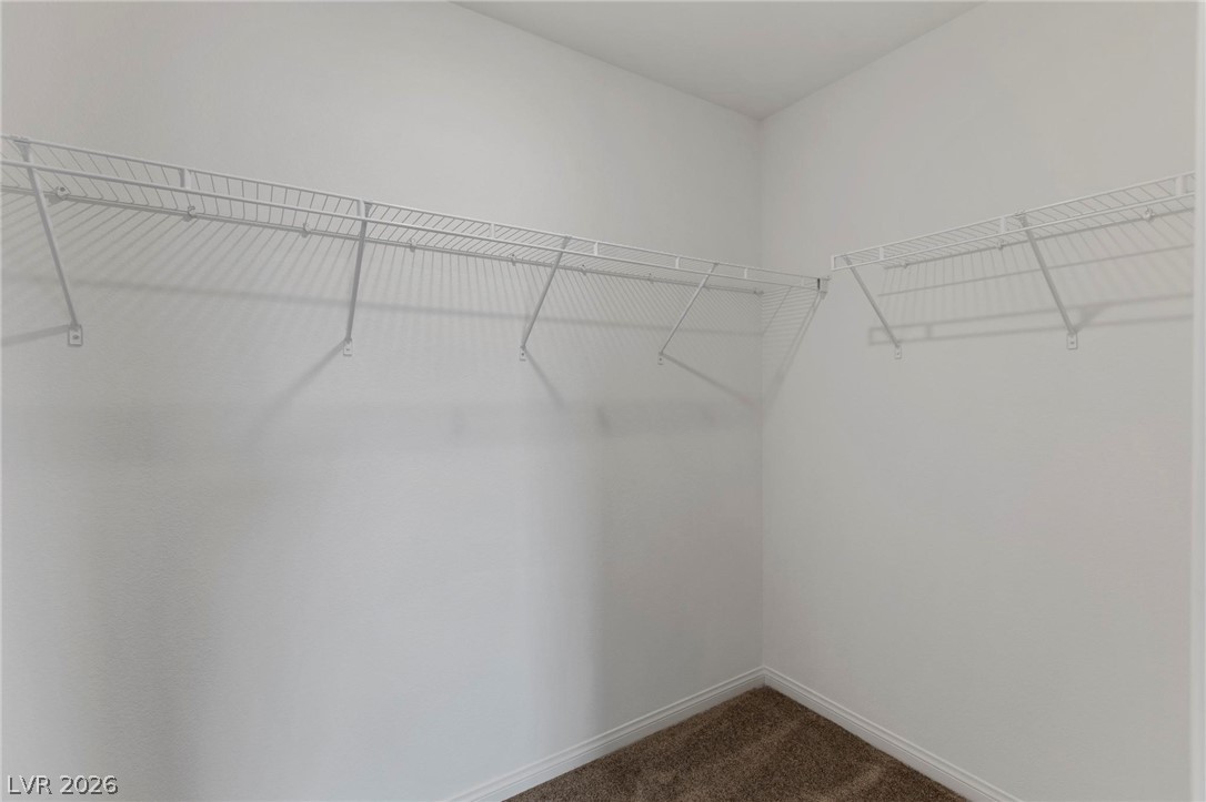 10183 Glowing Amber Street