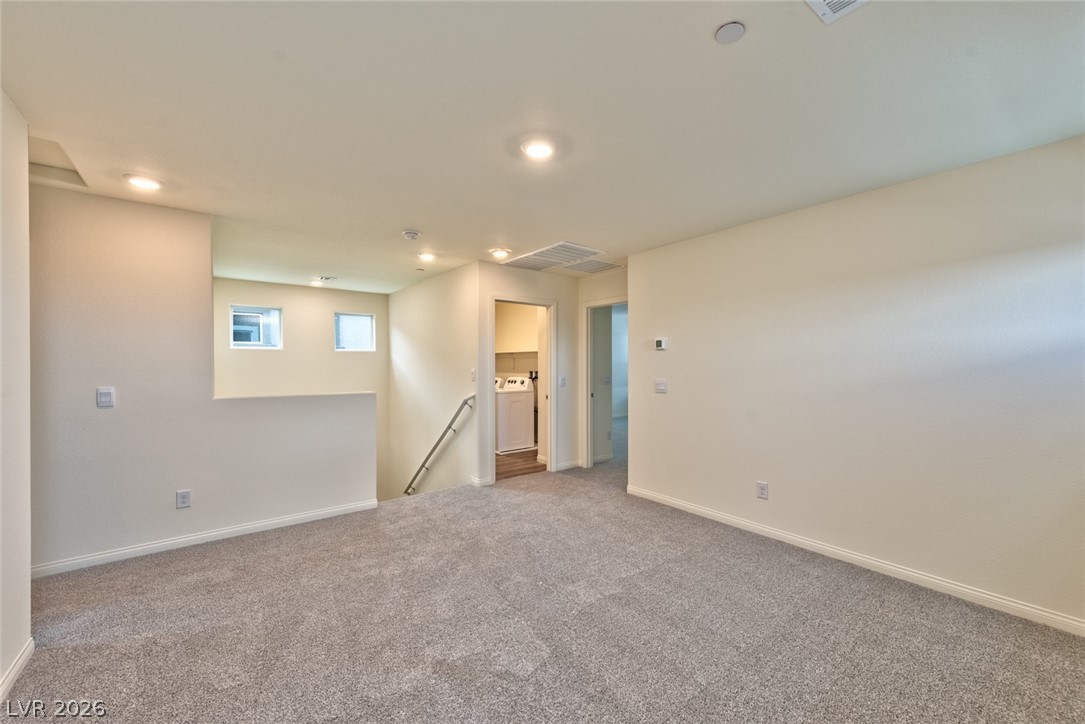 4706 Turquoise Cliffs Avenue