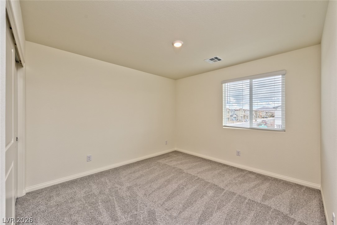 4706 Turquoise Cliffs Avenue