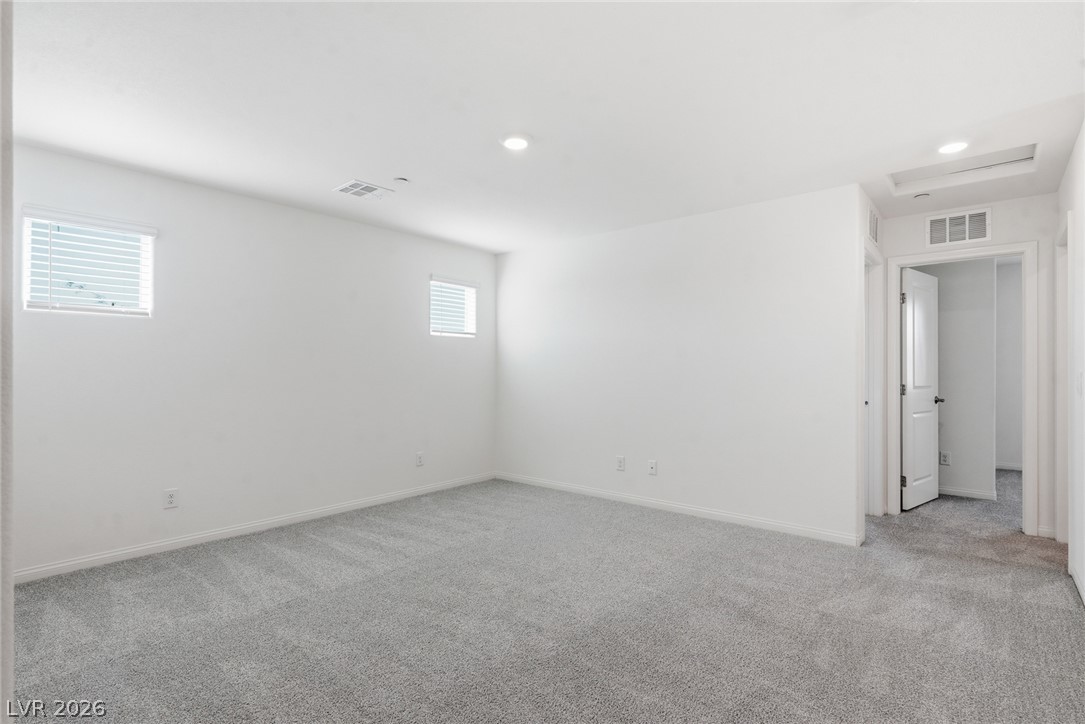 4706 Turquoise Cliffs Avenue