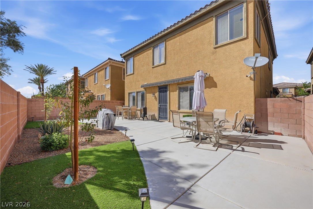 41 Peak Villa Avenue