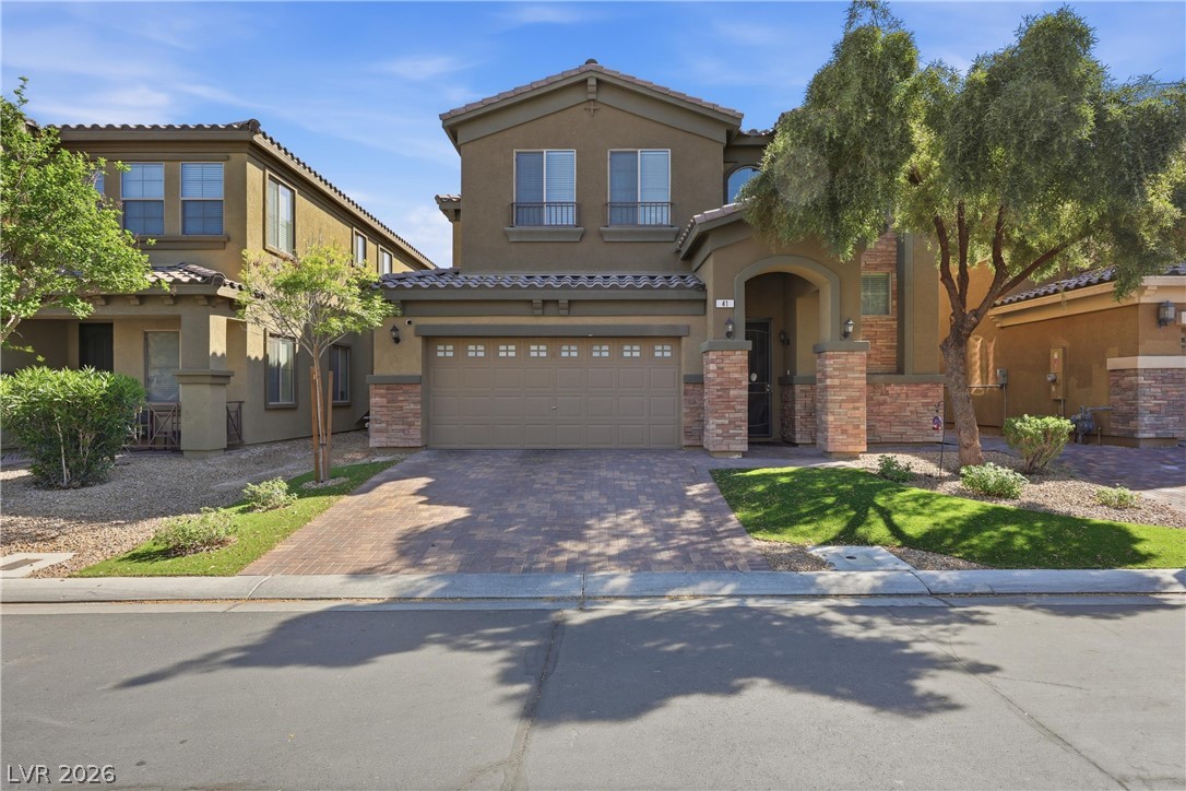 41 Peak Villa Avenue