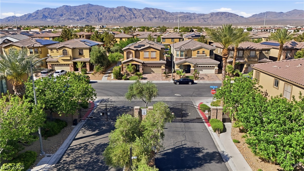 41 Peak Villa Avenue