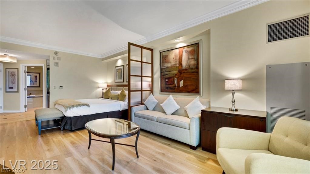 135 East HARMON Avenue 904