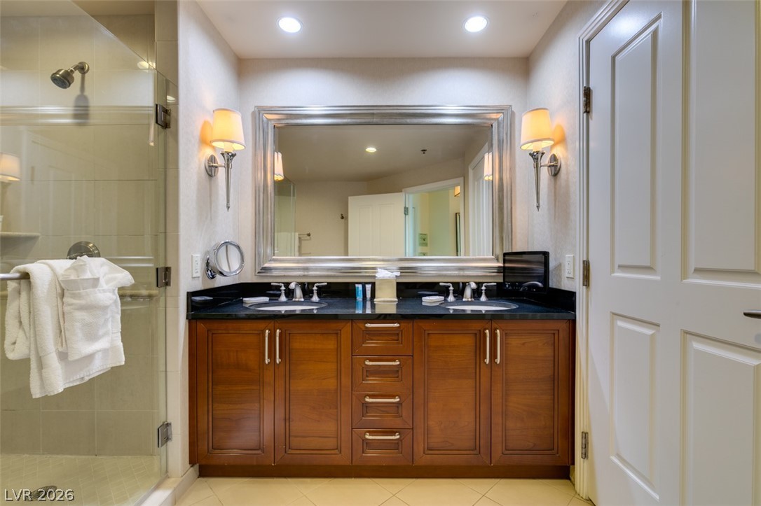 135 East HARMON Avenue 804