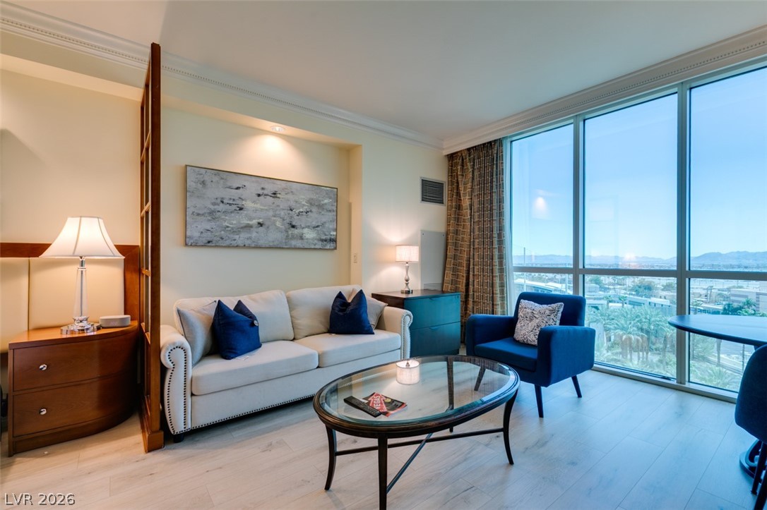 135 East HARMON Avenue 804