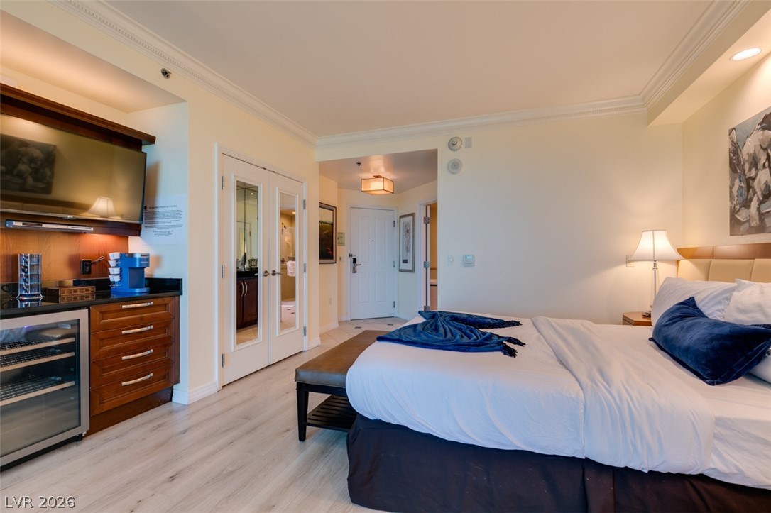 135 East HARMON Avenue 804