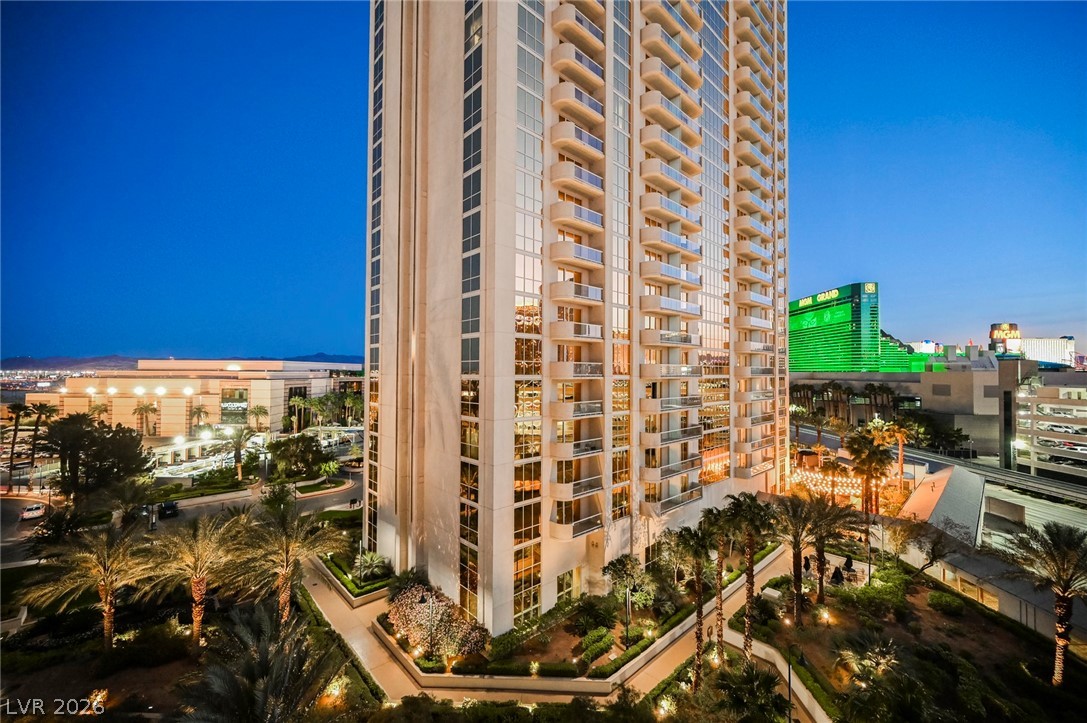 135 East HARMON Avenue 804