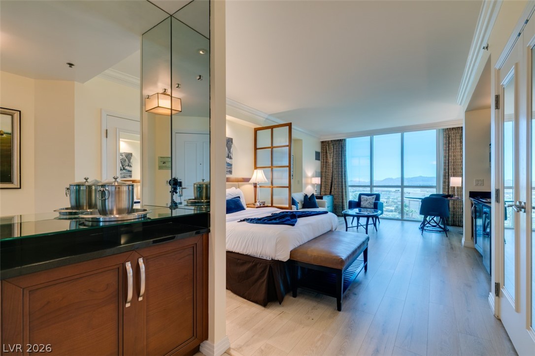 135 East HARMON Avenue 804