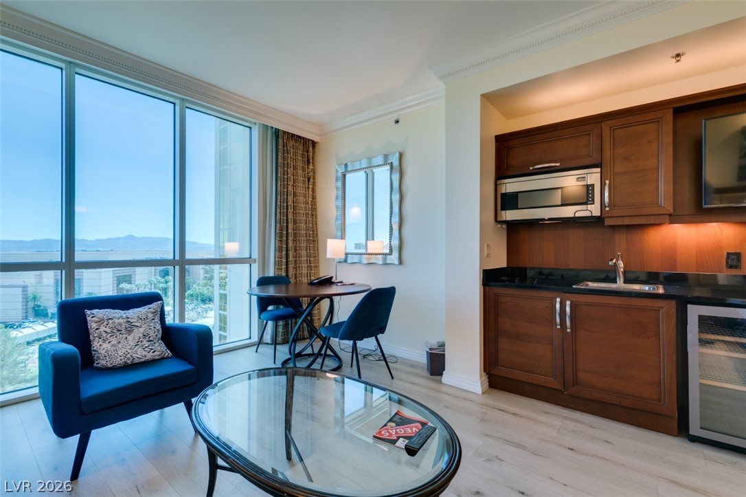 135 East HARMON Avenue 804