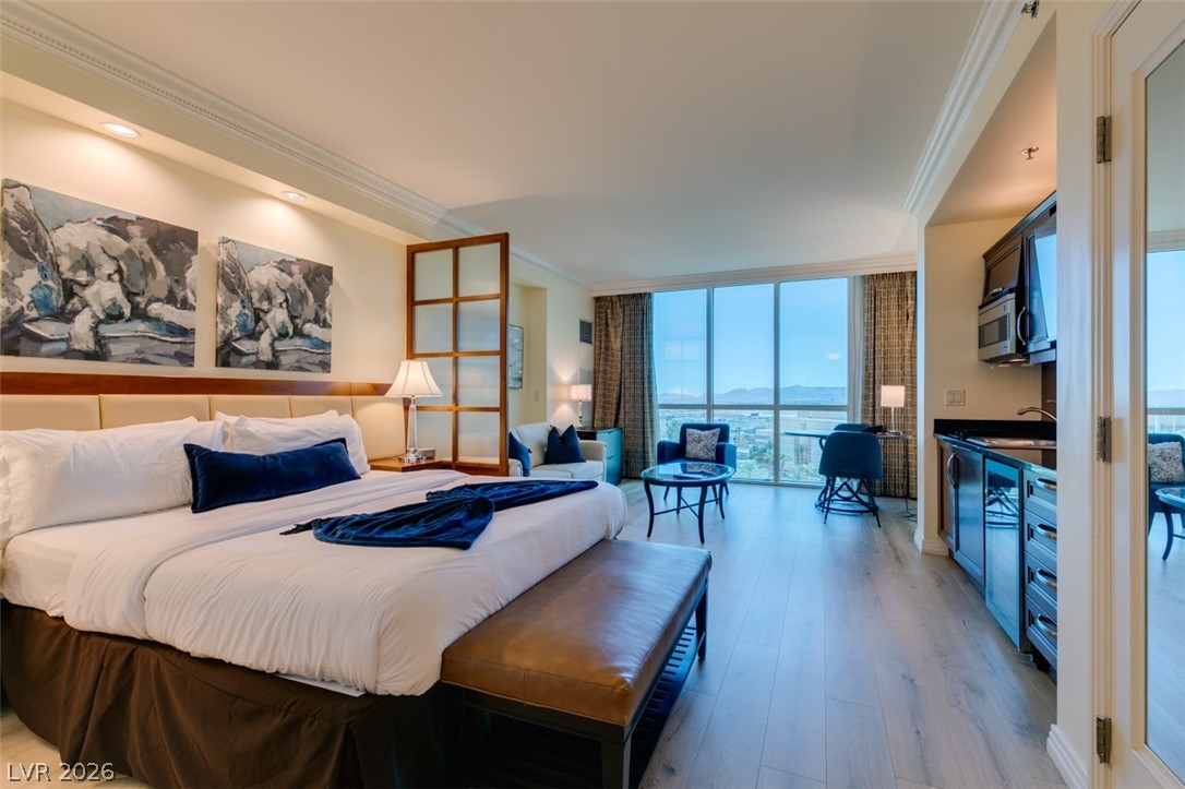 135 East HARMON Avenue 804