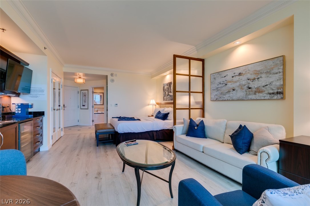 135 East HARMON Avenue 804