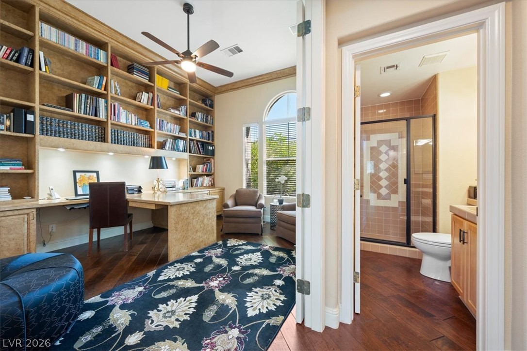 10000 Charlemont Drive