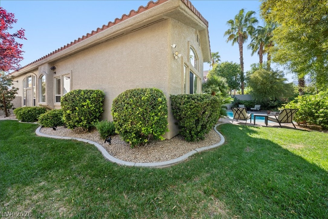 10000 Charlemont Drive