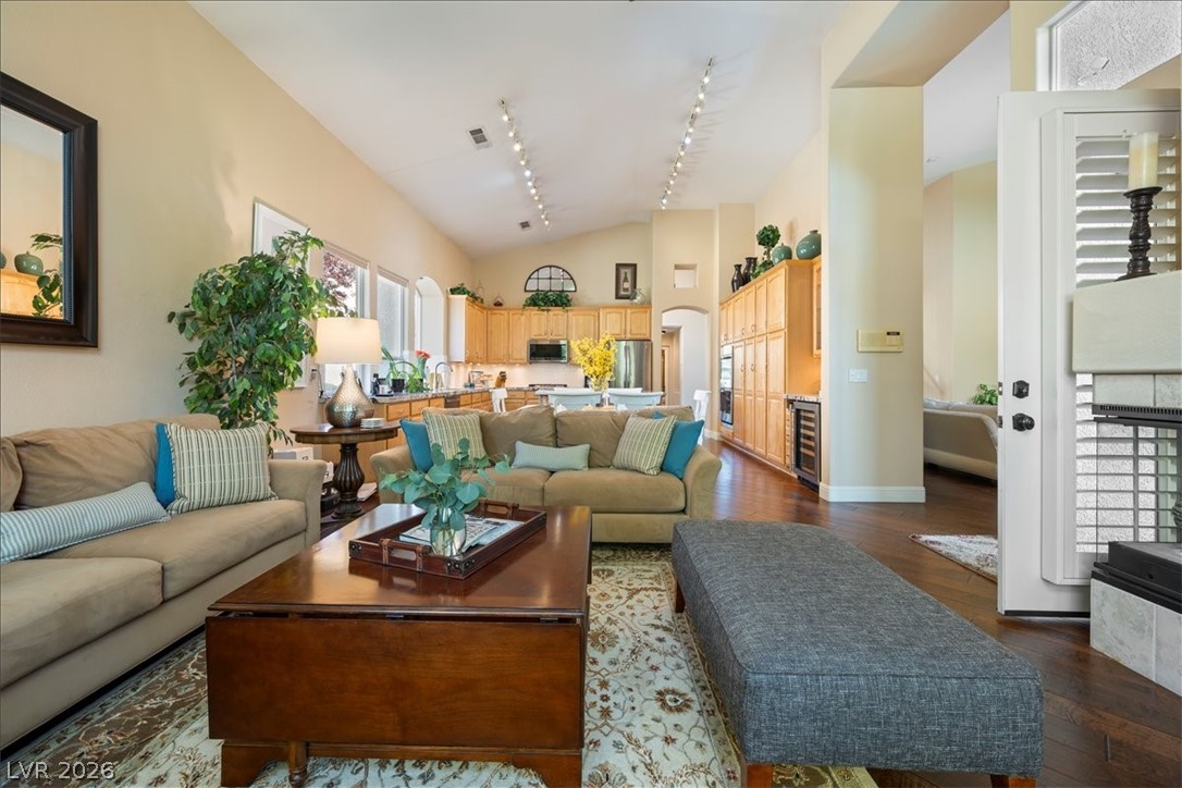 10000 Charlemont Drive