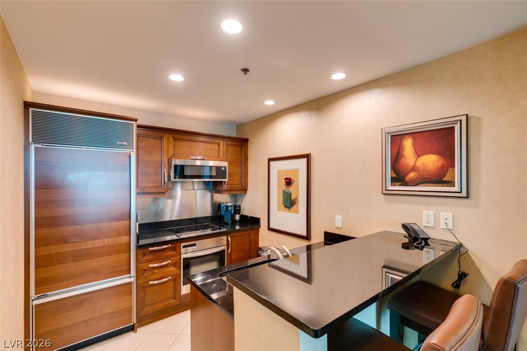 145 East HARMON Avenue 2620