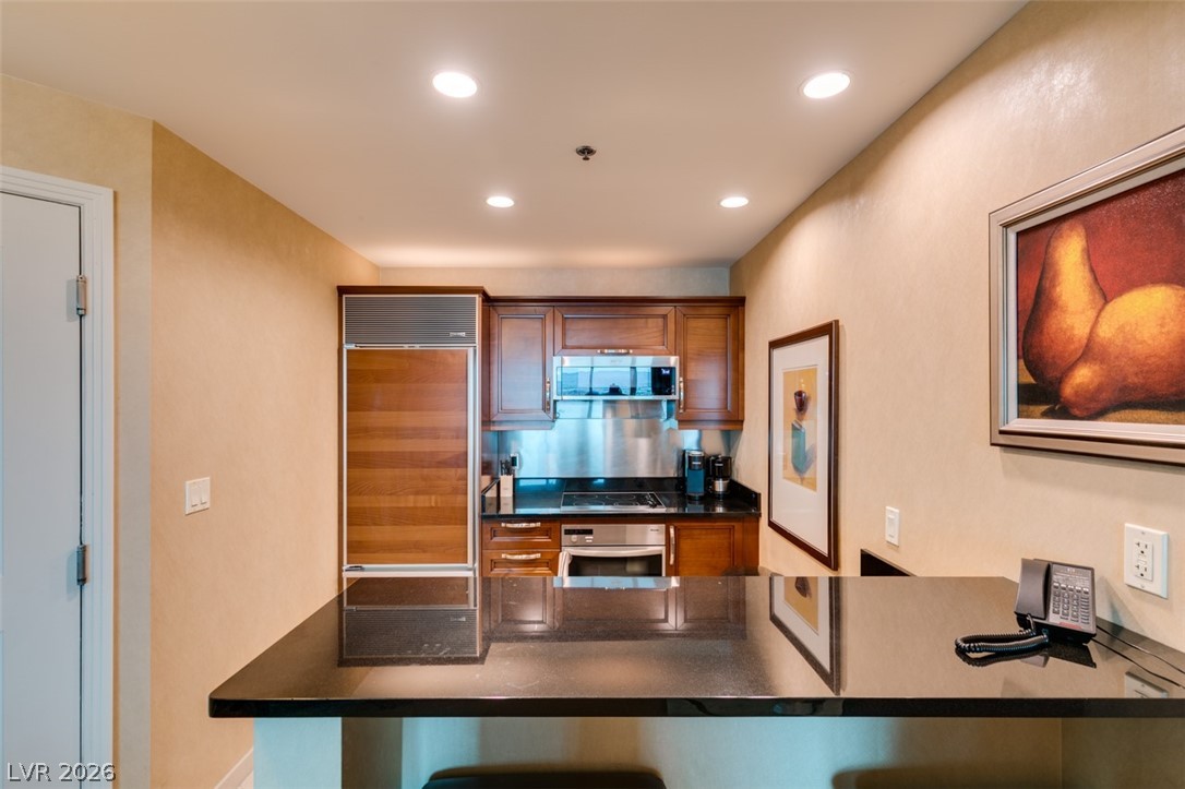 145 East HARMON Avenue 2620