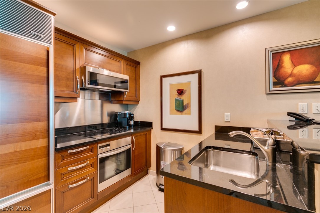 145 East HARMON Avenue 2620