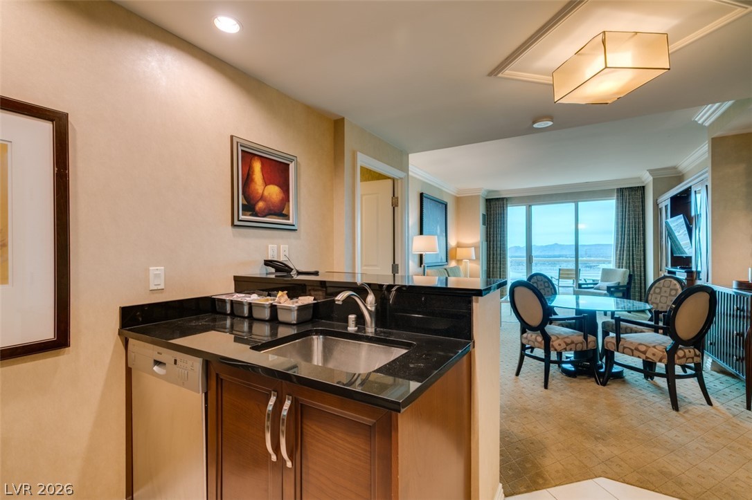 145 East HARMON Avenue 2620