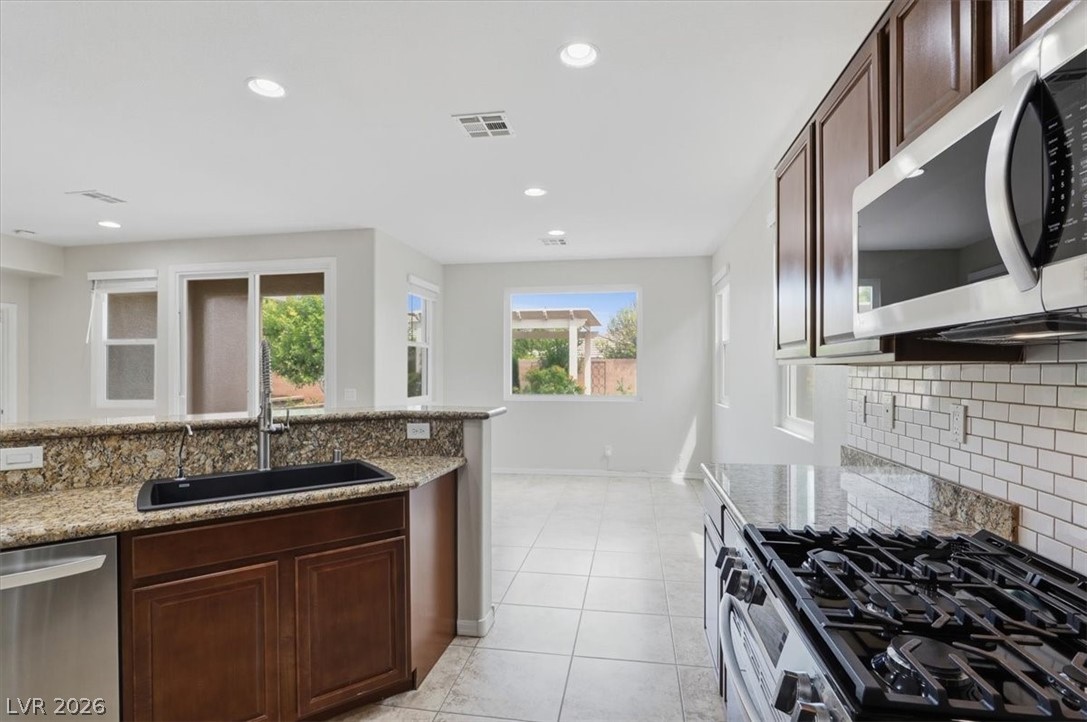 10408 Rugged Mountain Avenue