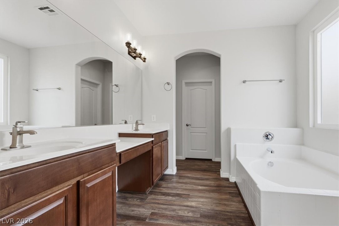 10408 Rugged Mountain Avenue