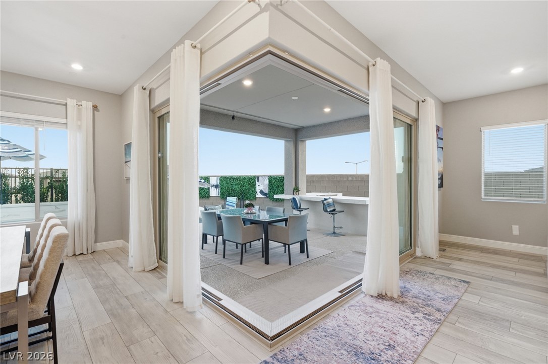 112 Springbough Lane