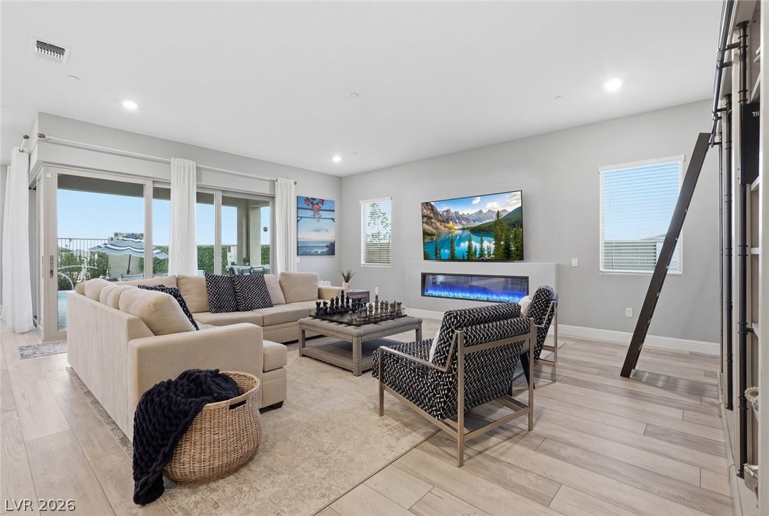 112 Springbough Lane