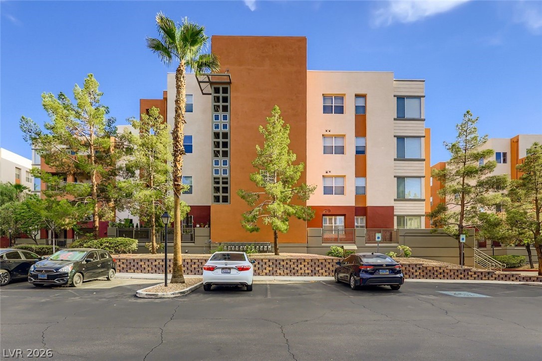 39 East Agate Avenue 208