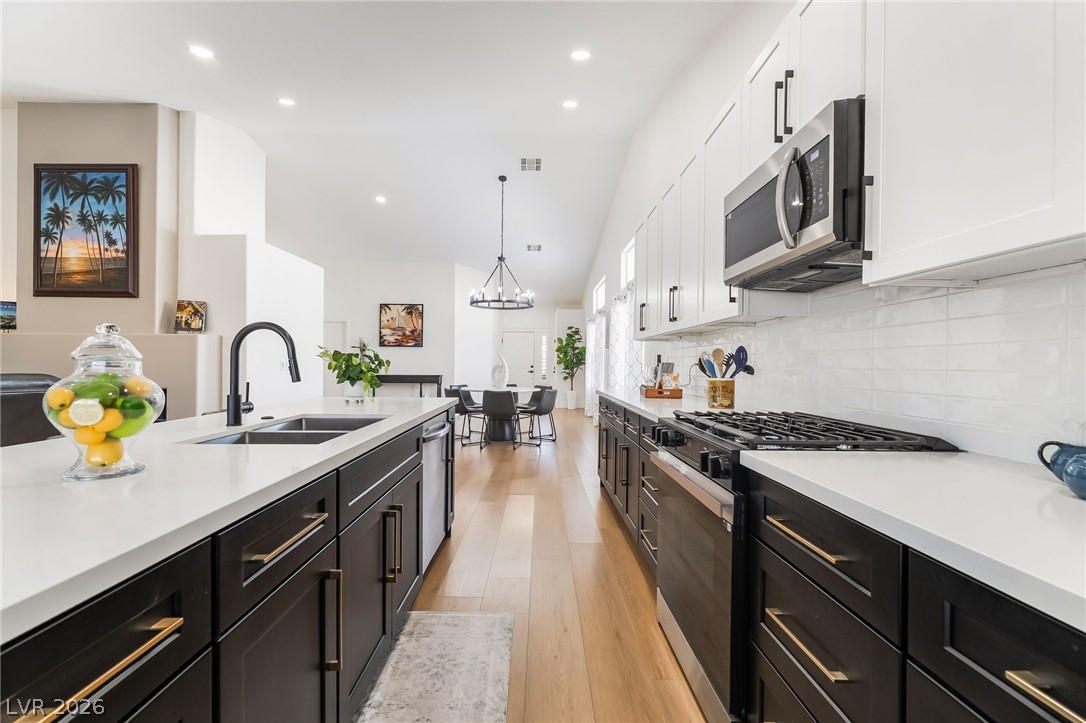 686 Pansy Place