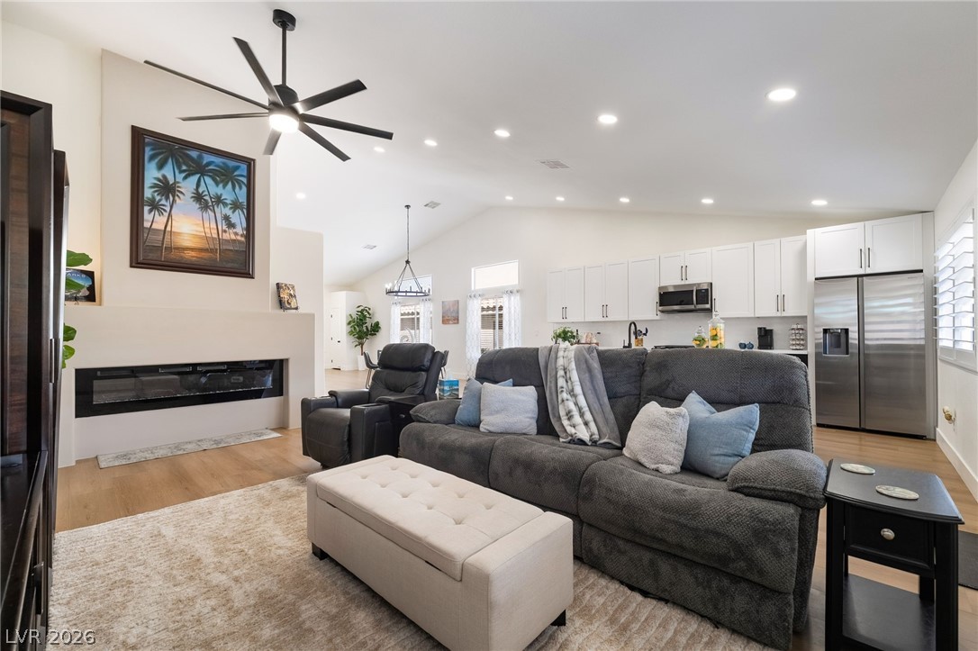 686 Pansy Place