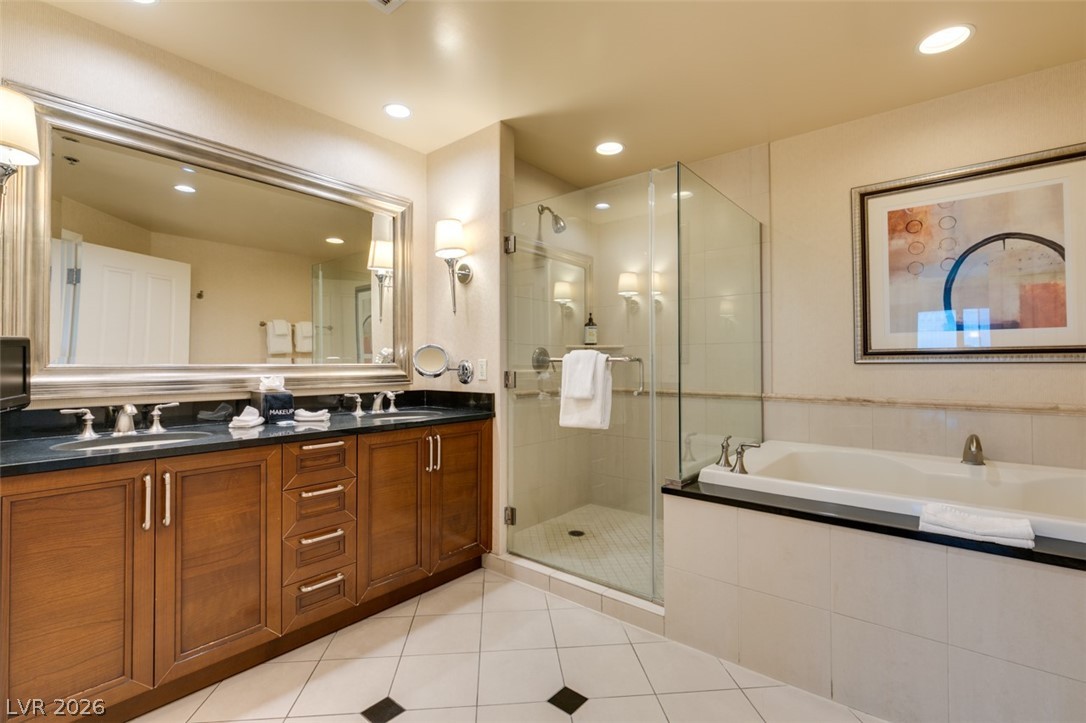 125 East HARMON Avenue 3707