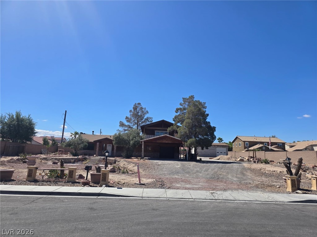 1695 East Camero Avenue