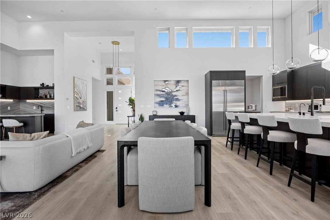 164 Vista Terrazza Street