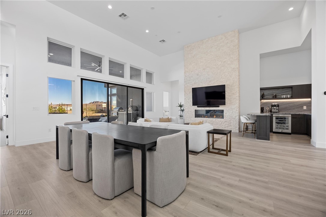 164 Vista Terrazza Street