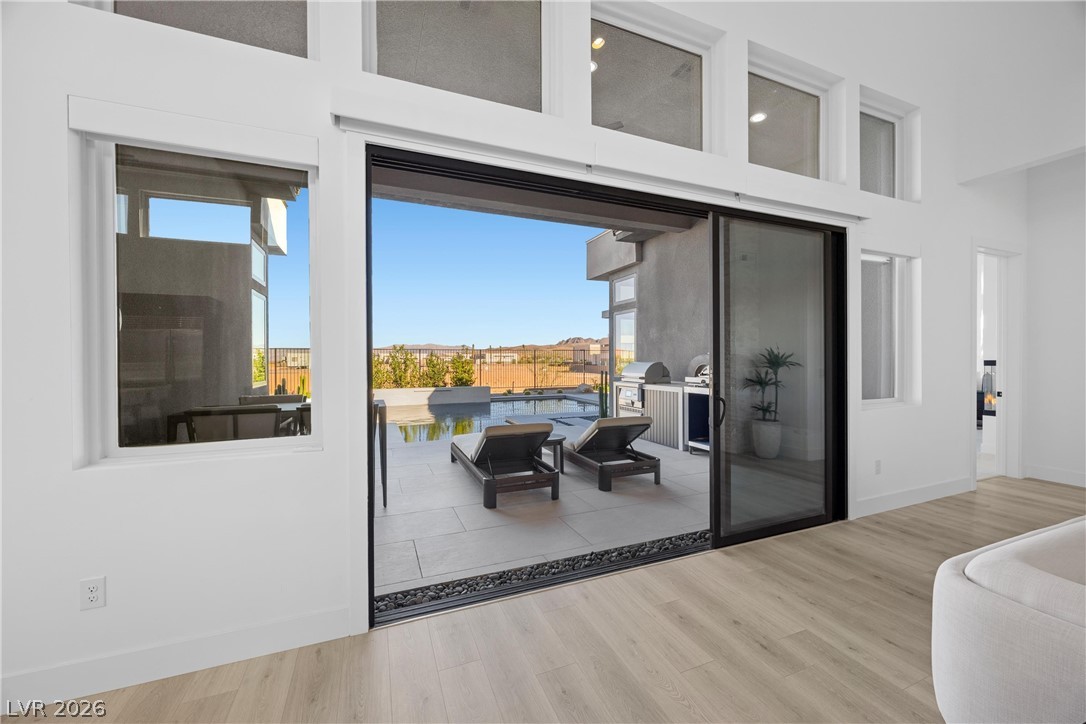 164 Vista Terrazza Street