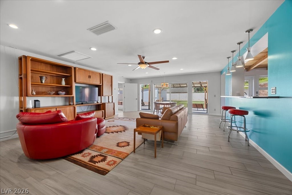 4016 Vegas Drive