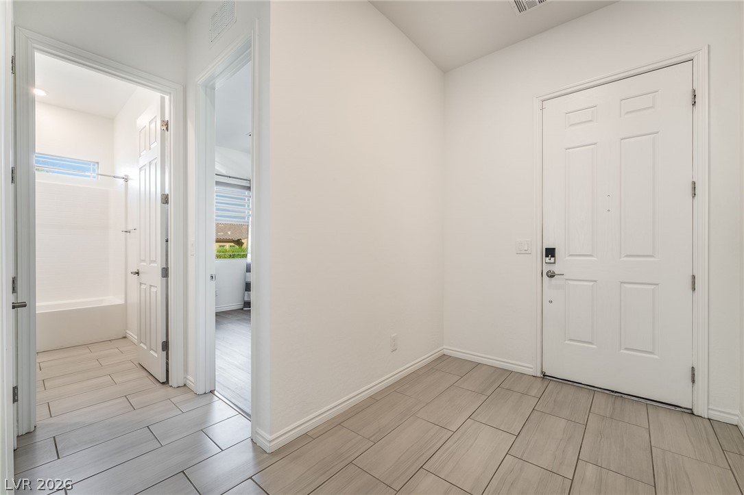 763 Willow Oasis Street