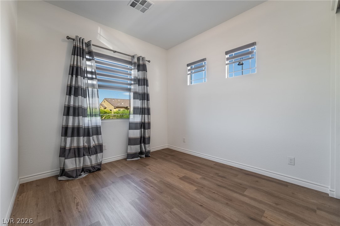 763 Willow Oasis Street