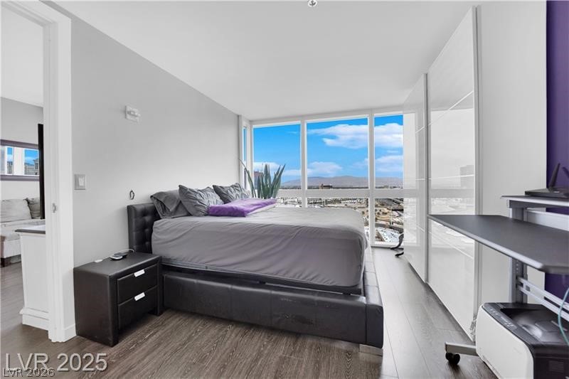 4471 Dean Martin Drive 2204