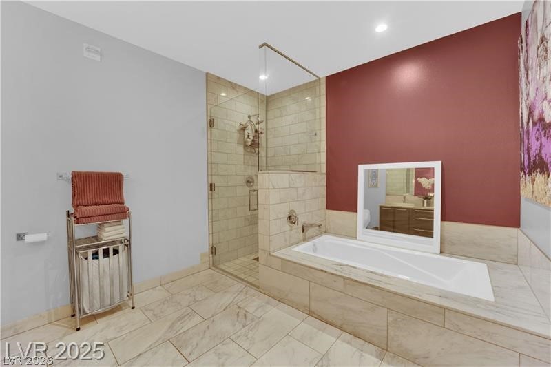 4471 Dean Martin Drive 2204