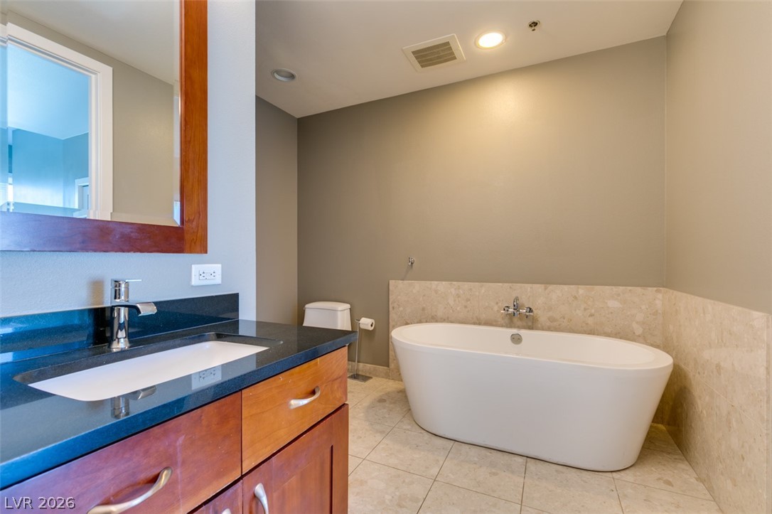 4525 Dean Martin Drive 801