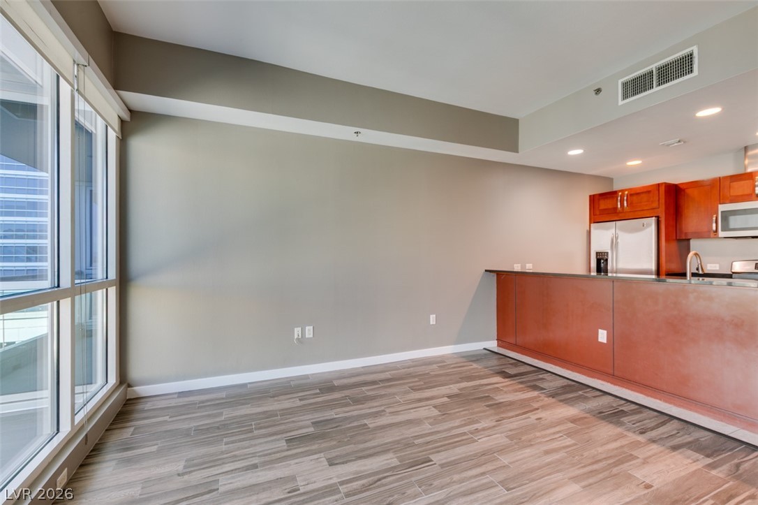 4525 Dean Martin Drive 801