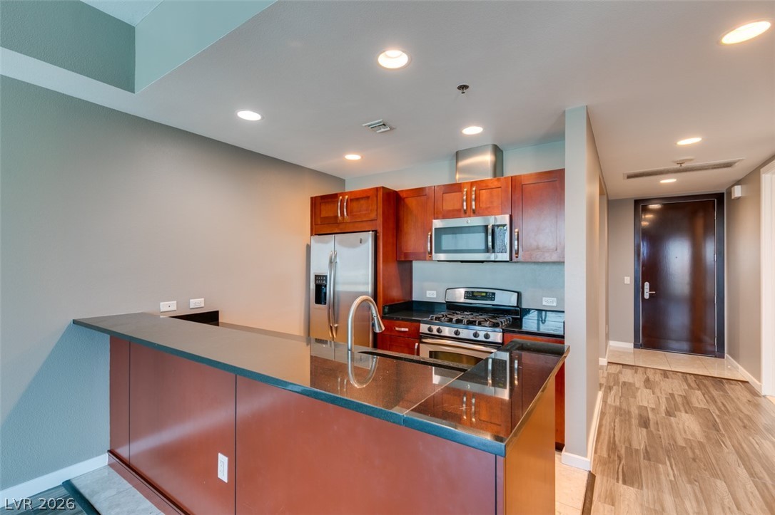4525 Dean Martin Drive 801