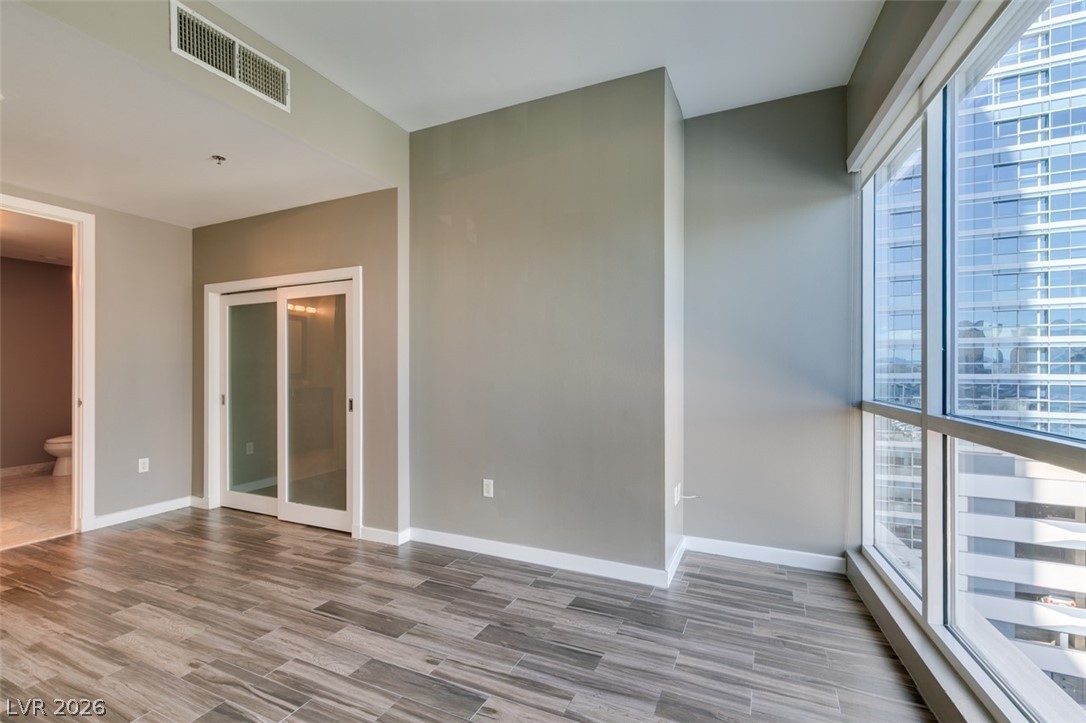 4525 Dean Martin Drive 801