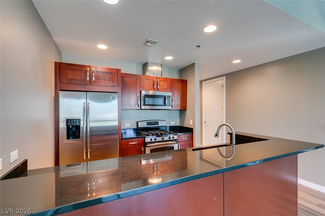 4525 Dean Martin Drive 801