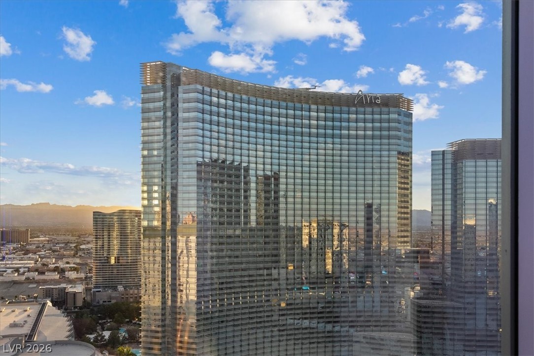 3750 Las Vegas Boulevard 2911