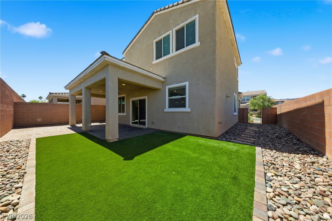 6602 Autumn Breeze Street