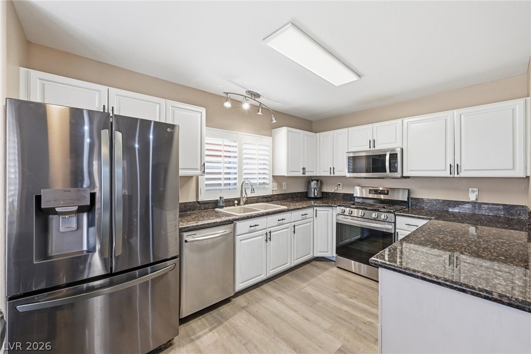 7632 Oyster Cove Drive